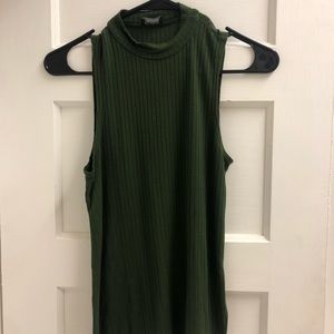 Green turtle neck tank. Thin material